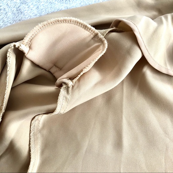 SOLD✖️Lulu's Taupe Miss Punctuality Blazer | Large - Picture 8 of 11